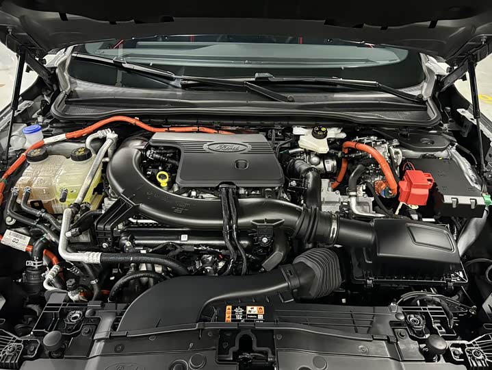 Фото 8 - Ford Mondeo