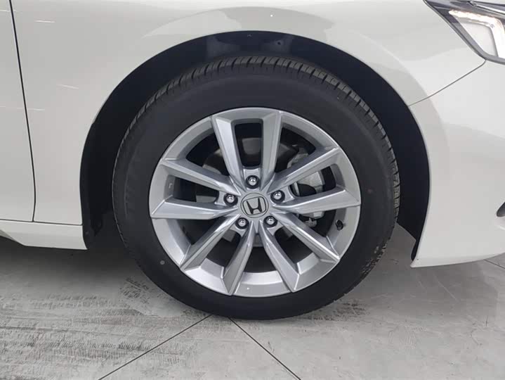 Фото 6 - Honda Accord