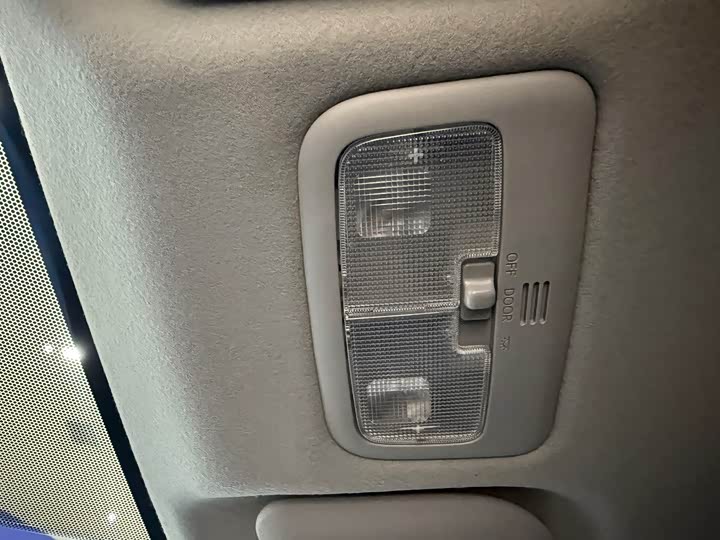 Фото 14 - Toyota Vios