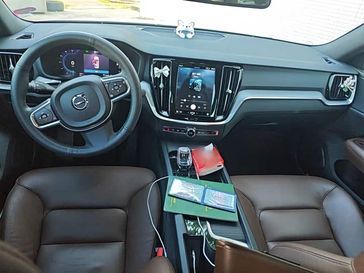 Фото 13 - Volvo S60