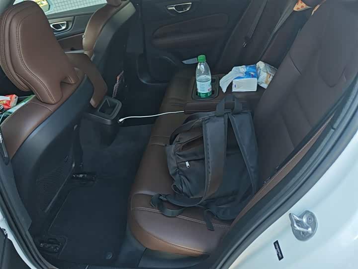 Фото 15 - Volvo S60