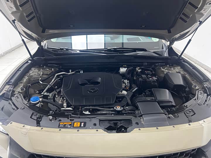 Фото 10 - Mazda CX-50