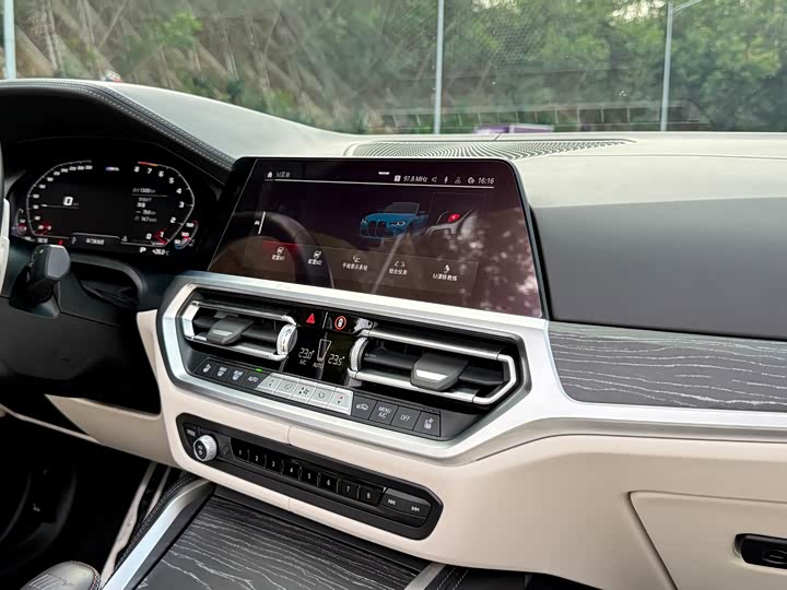 Фото 17 - BMW M4