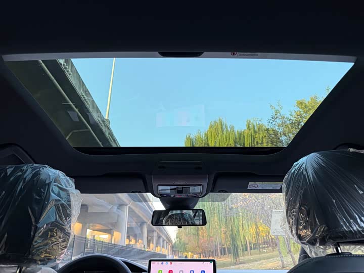 Фото 13 - Volkswagen Golf