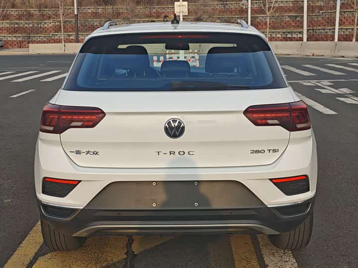Фото 4 - Volkswagen T-Roc