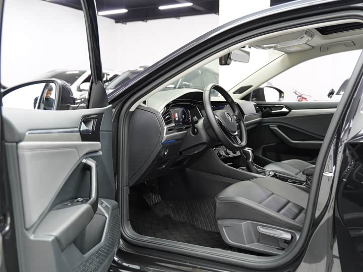 Фото 9 - Volkswagen Sagitar L