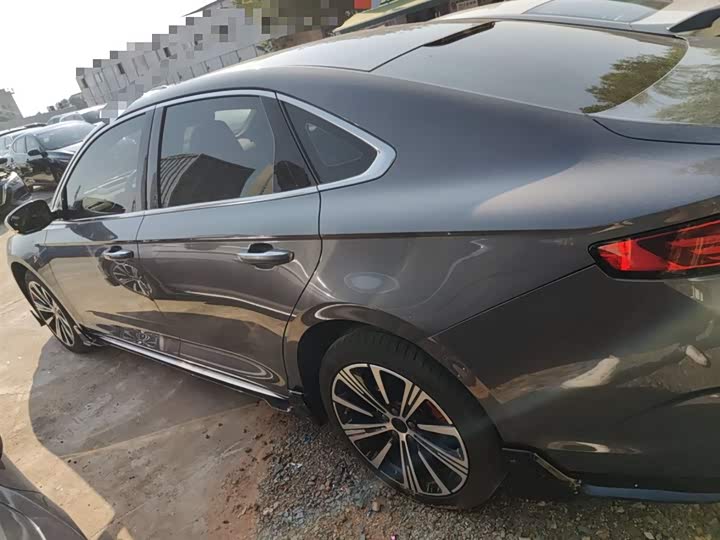 Фото 5 - Geely Preface