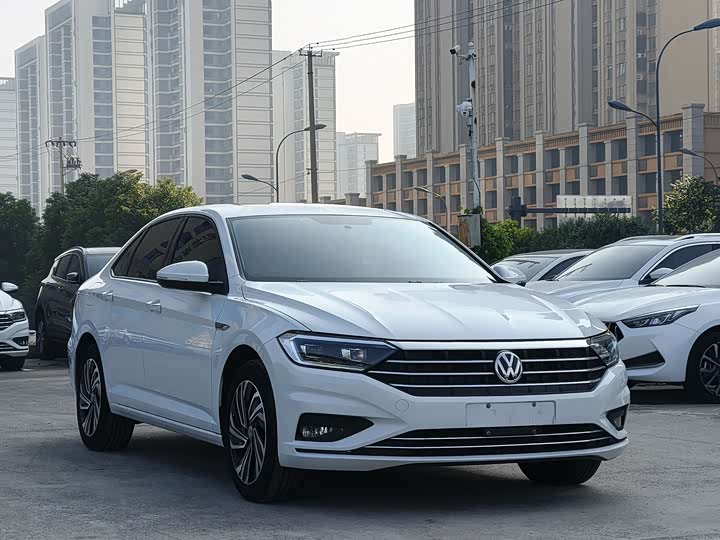 Фото 3 - Volkswagen Sagitar L