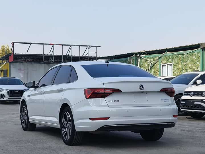 Фото 7 - Volkswagen Sagitar L