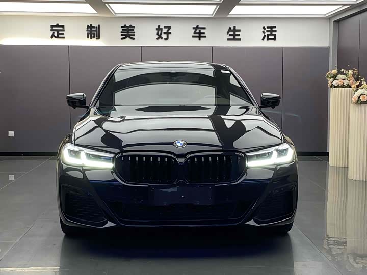 Фото 2 - BMW 5 Series