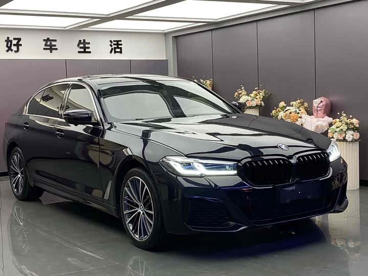 Фото 3 - BMW 5 Series