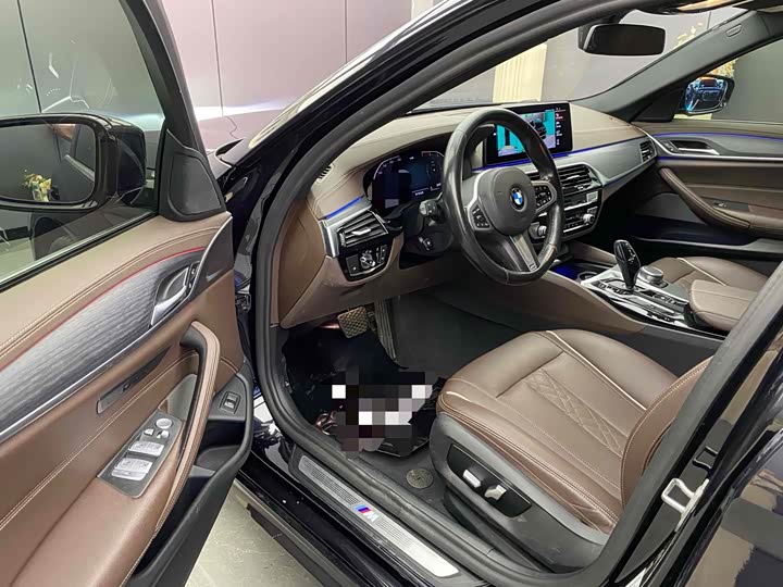 Фото 5 - BMW 5 Series