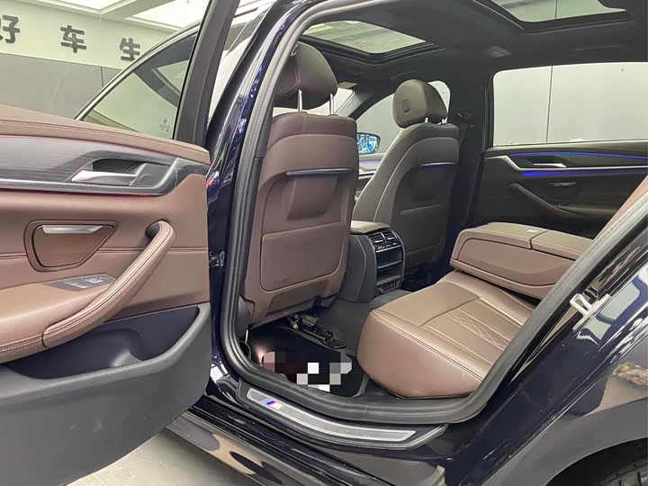 Фото 8 - BMW 5 Series