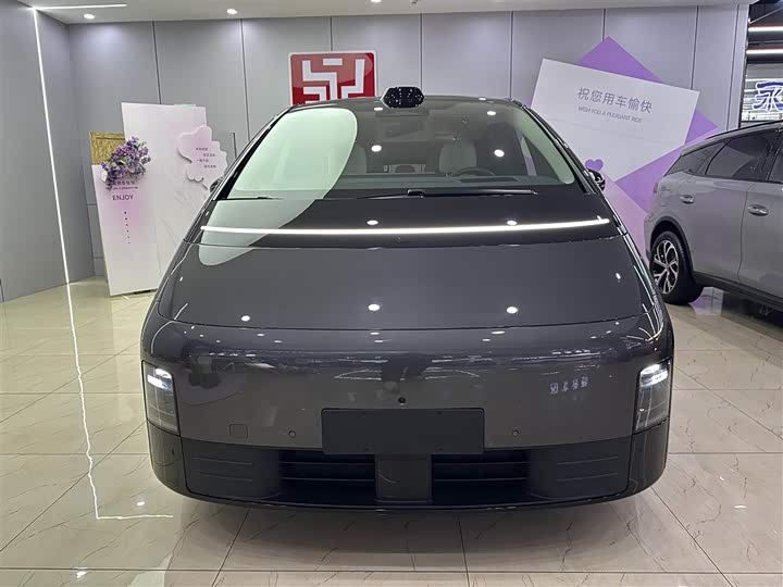 Фото 2 - LiXiang Mega