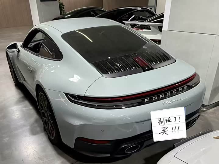 Фото 3 - Porsche 911