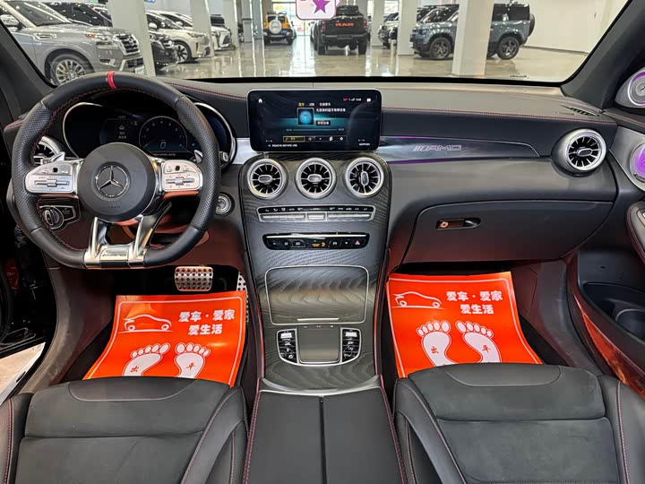 Фото 10 - Mercedes-Benz GLC-Class AMG