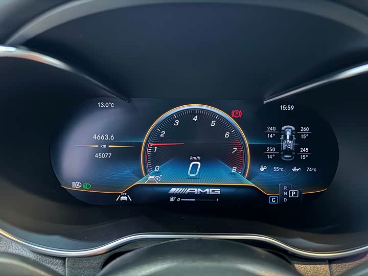 Фото 13 - Mercedes-Benz GLC-Class AMG