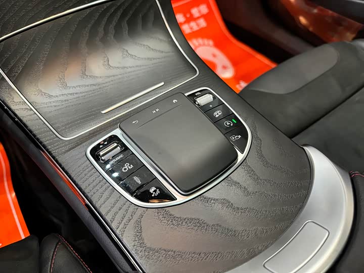 Фото 14 - Mercedes-Benz GLC-Class AMG