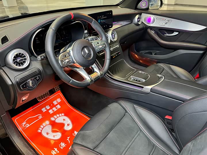 Фото 7 - Mercedes-Benz GLC-Class AMG