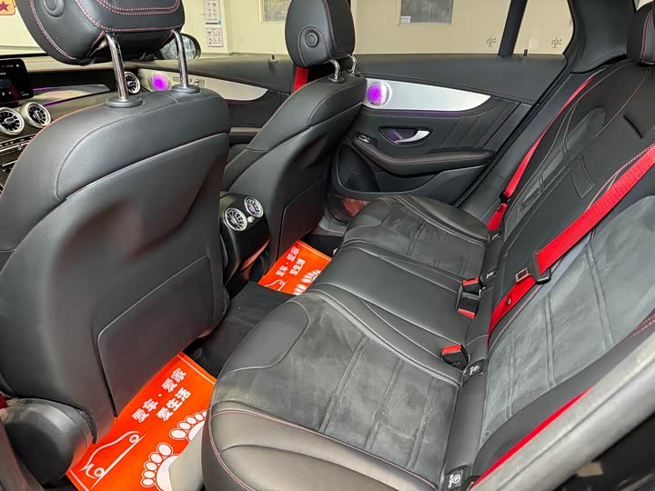 Фото 8 - Mercedes-Benz GLC-Class AMG