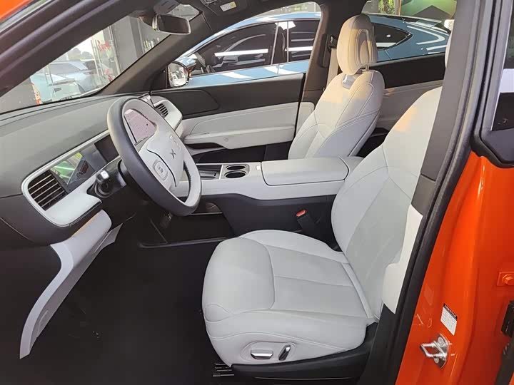 Фото 15 - XPeng G6