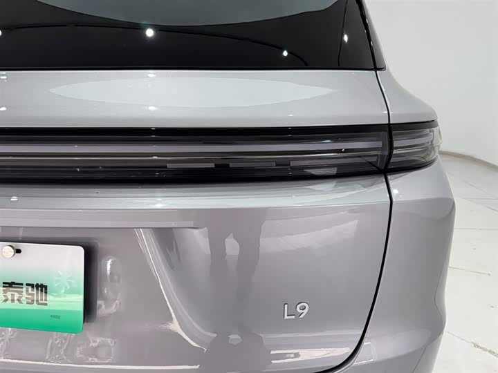 Фото 10 - LiXiang L9