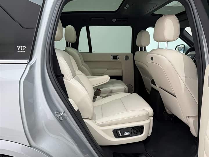 Фото 20 - LiXiang L9