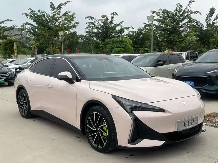 Фото 4 - BAIC Arcfox Alpha S5