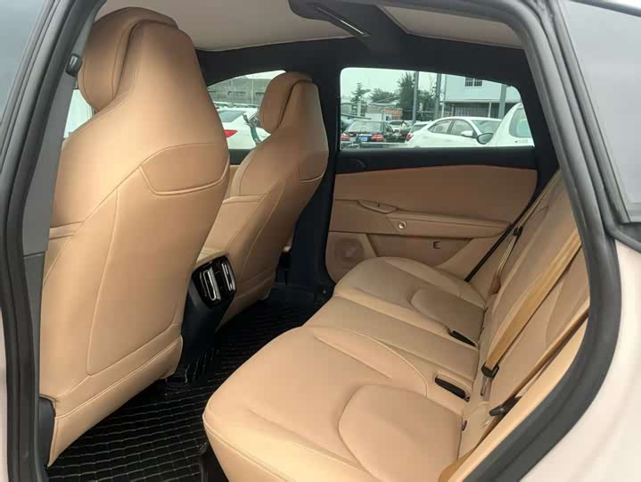 Фото 7 - BAIC Arcfox Alpha S5