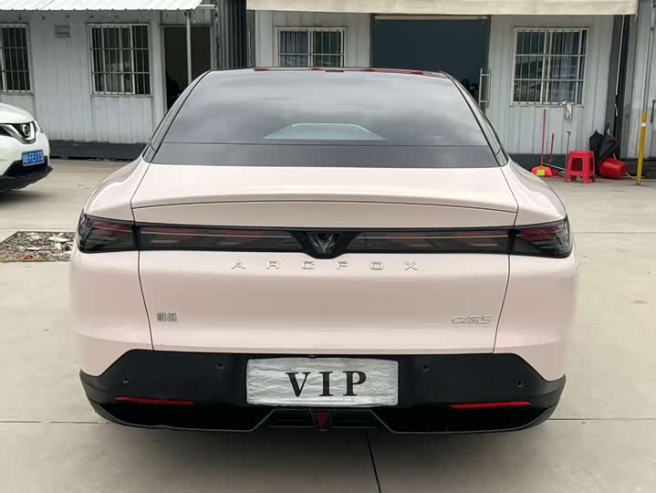 Фото 8 - BAIC Arcfox Alpha S5