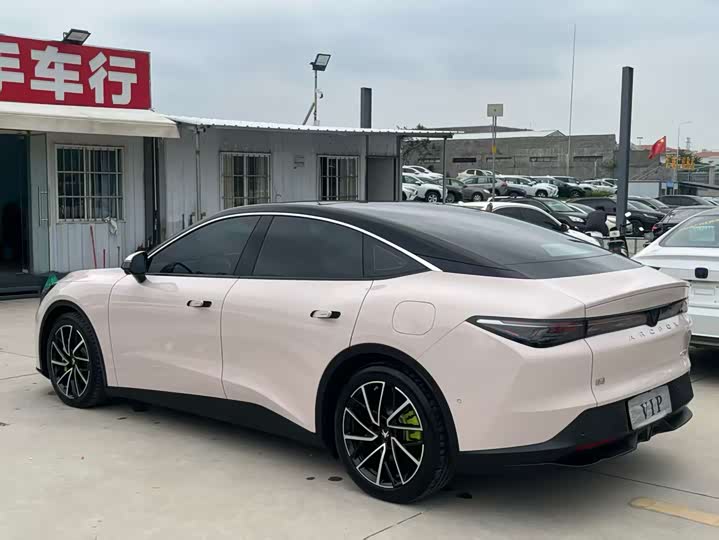 Фото 9 - BAIC Arcfox Alpha S5