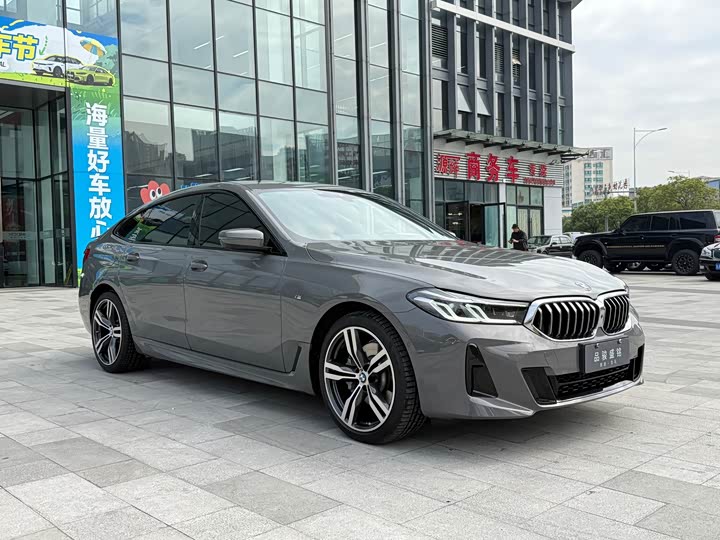 Фото 2 - BMW 6 Series GT