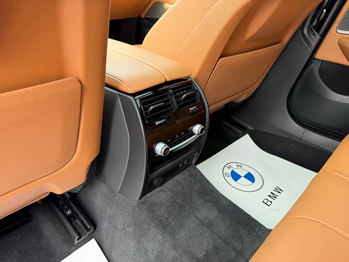 Фото 21 - BMW 6 Series GT