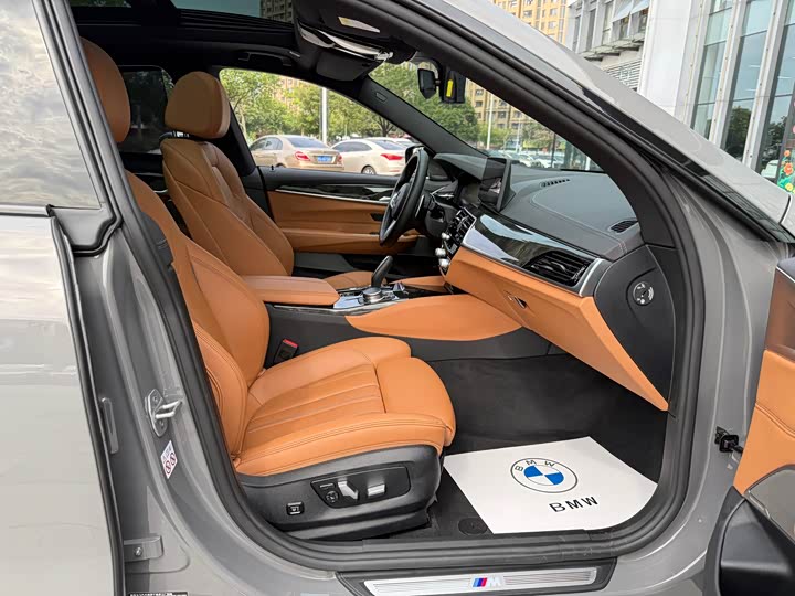 Фото 24 - BMW 6 Series GT