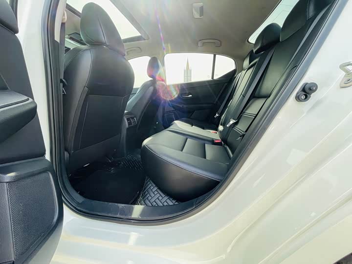 Фото 19 - Nissan Sylphy