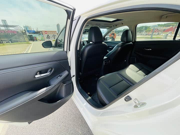 Фото 22 - Nissan Sylphy