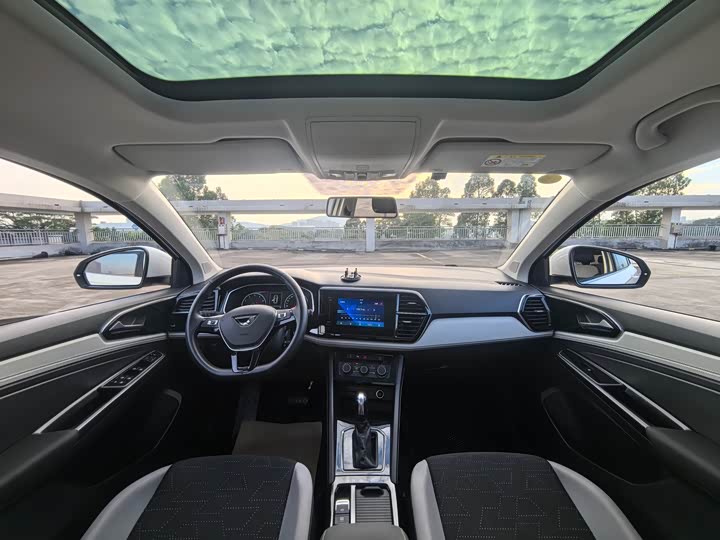 Фото 8 - Jetta VS7