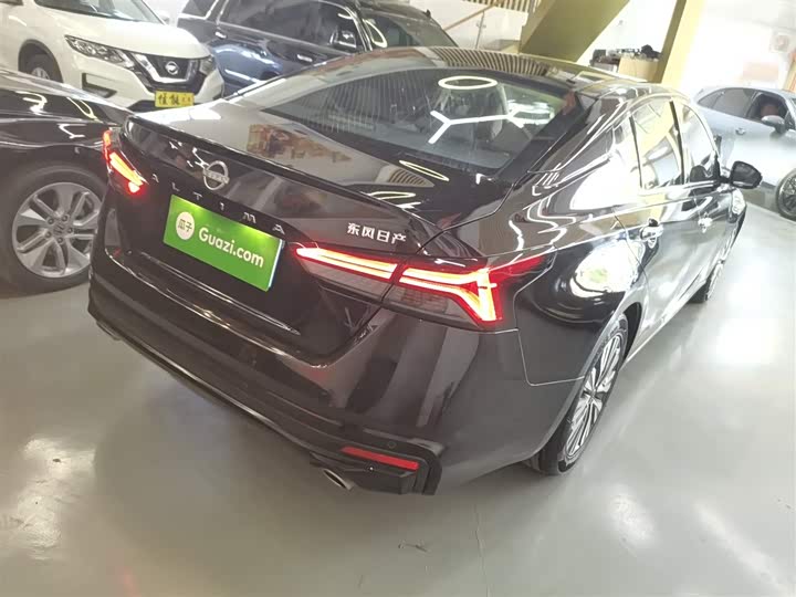 Фото 7 - Nissan Teana