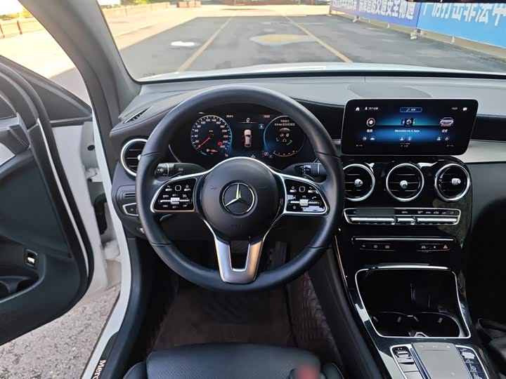 Фото 11 - Mercedes-Benz GLC-Class Coupe