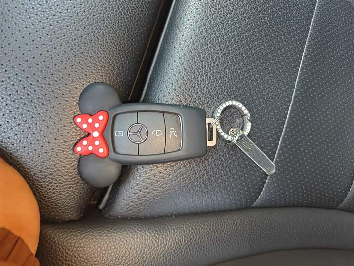 Фото 9 - Mercedes-Benz GLC-Class Coupe