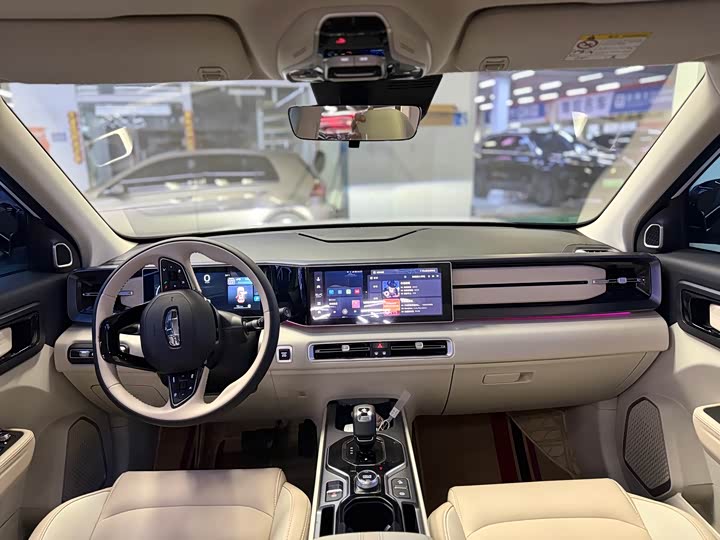 Фото 5 - Geely Icon