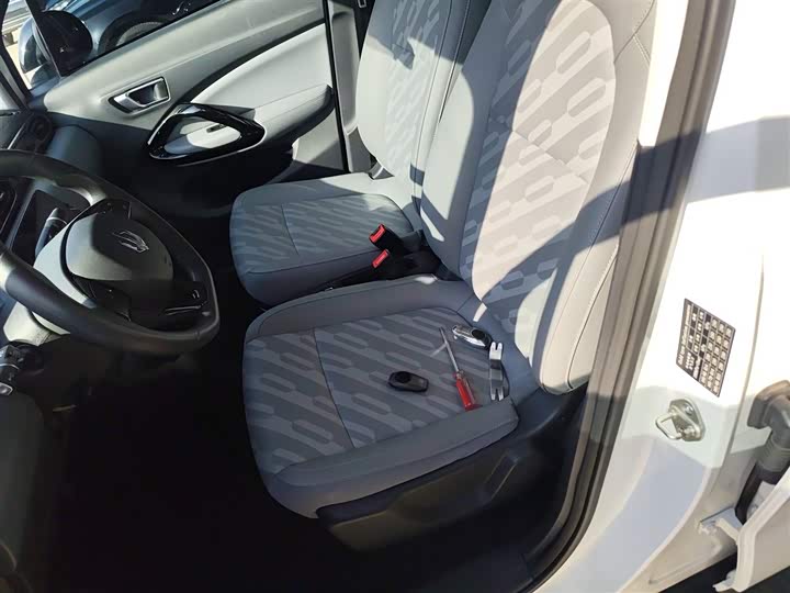 Фото 15 - Leapmotor T03