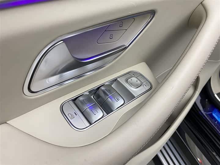 Фото 15 - Mercedes-Benz Maybach GLS