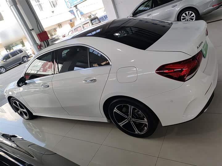 Фото 5 - Mercedes-Benz A-Class