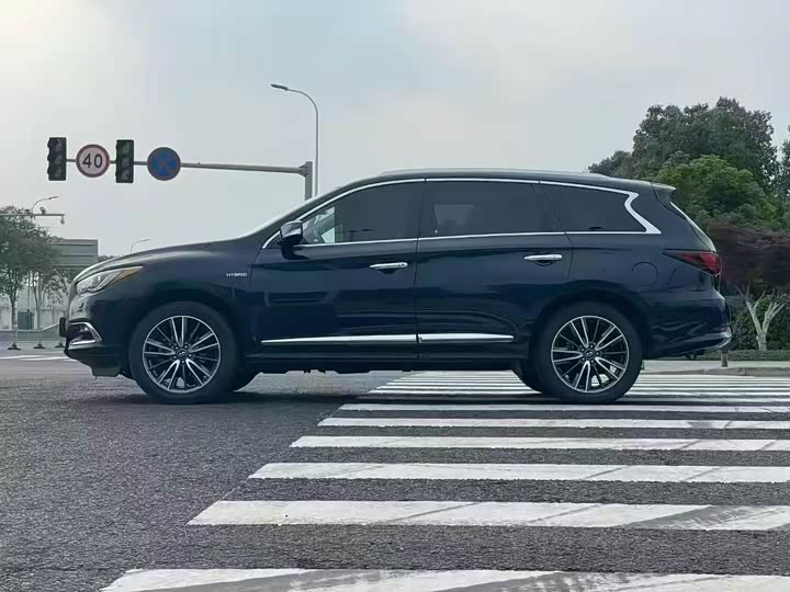 Фото 7 - Infiniti QX60