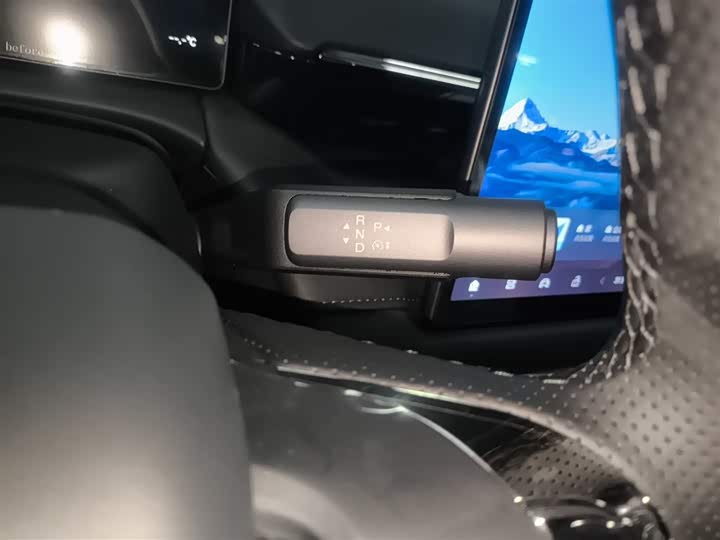 Фото 14 - GAC Aion RT