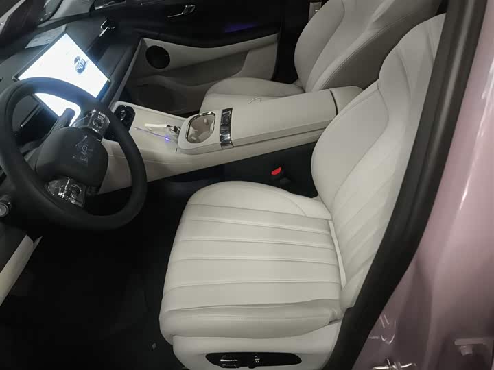 Фото 15 - GAC Aion RT