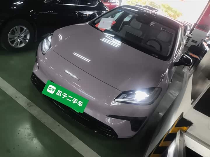 Фото 2 - GAC Aion RT