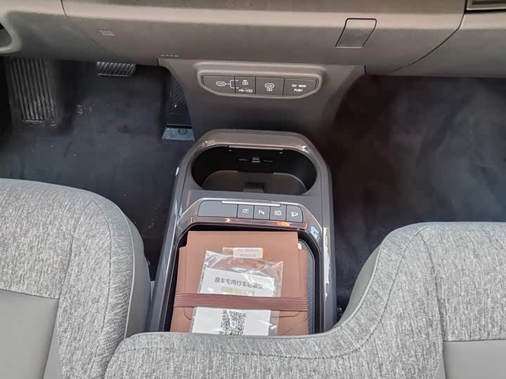 Фото 11 - Kia EV5