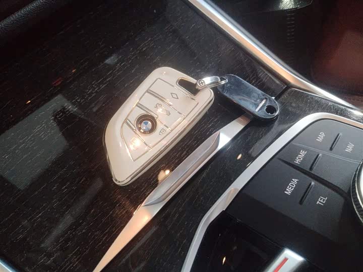 Фото 9 - BMW 3 Series